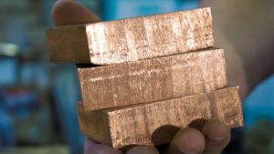 Przewodniki miedziane przygotowane do skupu w Niemczech – cena miedzi w Niemczech w 2025 roku